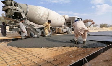 Concrete placement by crew
